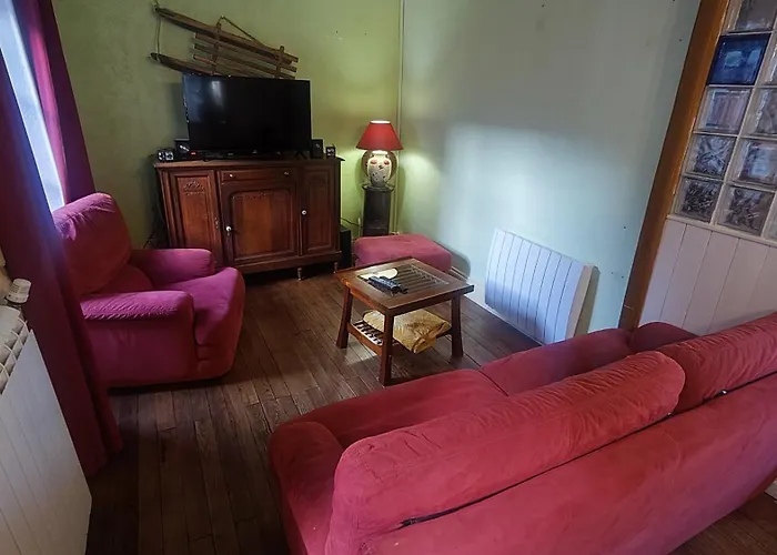 Holiday home Grande Maison Dans La Cite Medievale De Besse-et-Saint-Anastaise